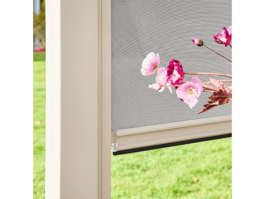Pergola Bioclimatique beige – Triomphe – 4x3m. aluminium. à lames orientables + store 4m