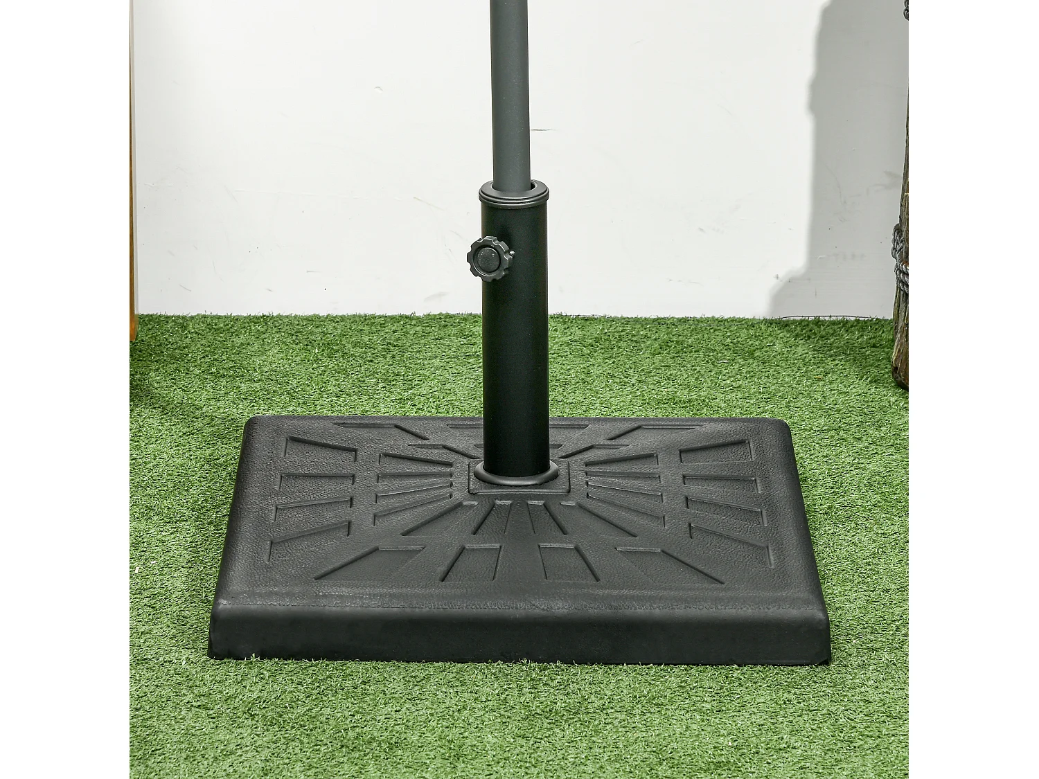 Base per ombrellone da 19kg in resina e acciaio nero