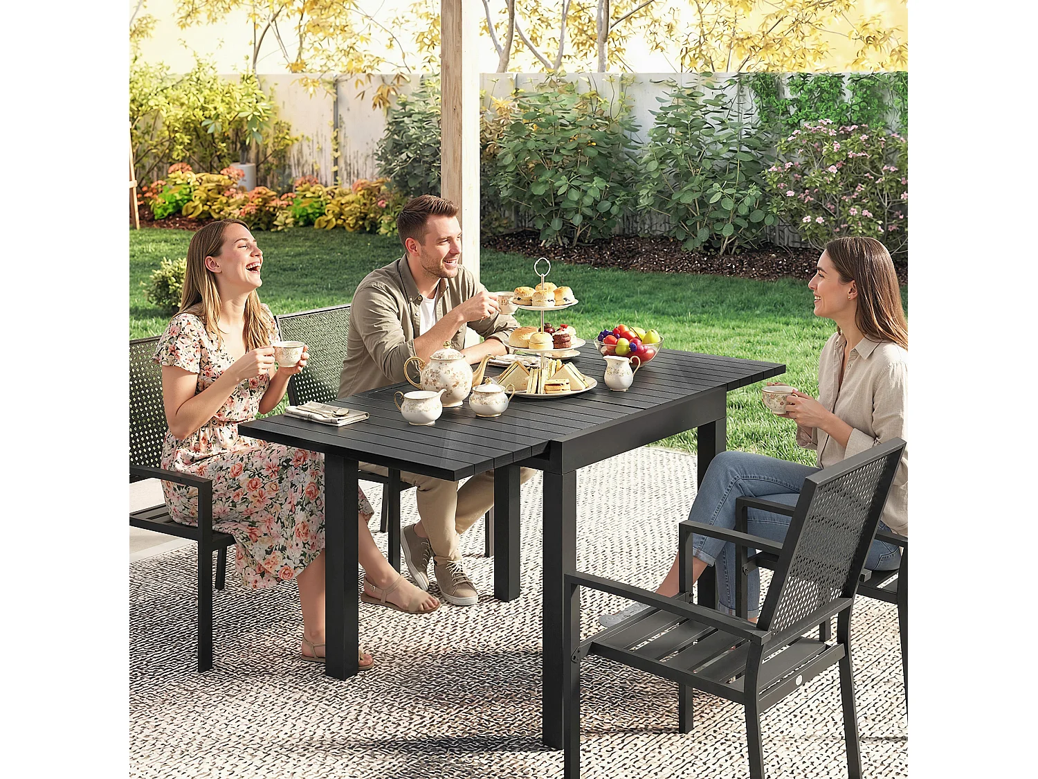 Tavolo da giardino allungabile per 4-6 persone nero