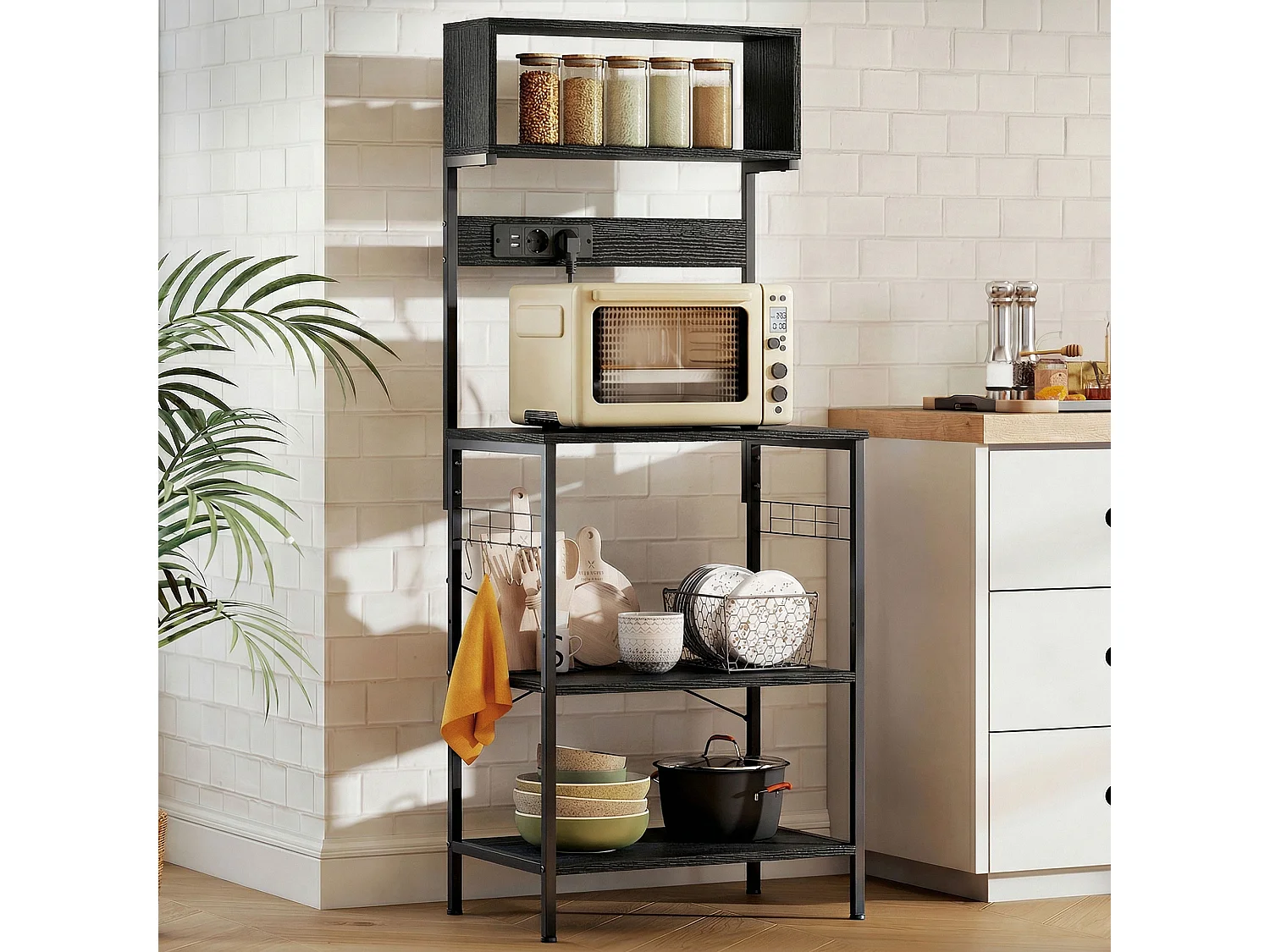 Scaffale da cucina con multipresa per microonde con ripiani nero