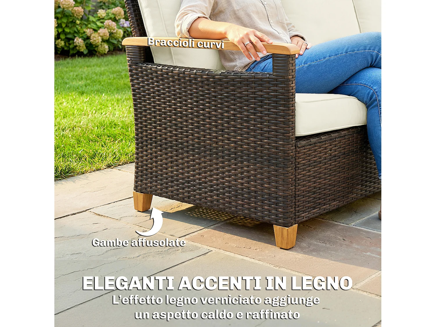 Divano da esterno 3 posti con cuscini in rattan marrone e crema