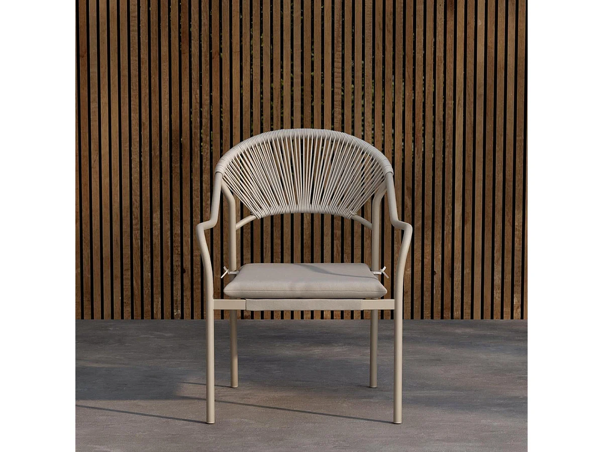 Paros Gartenstuhl beige.