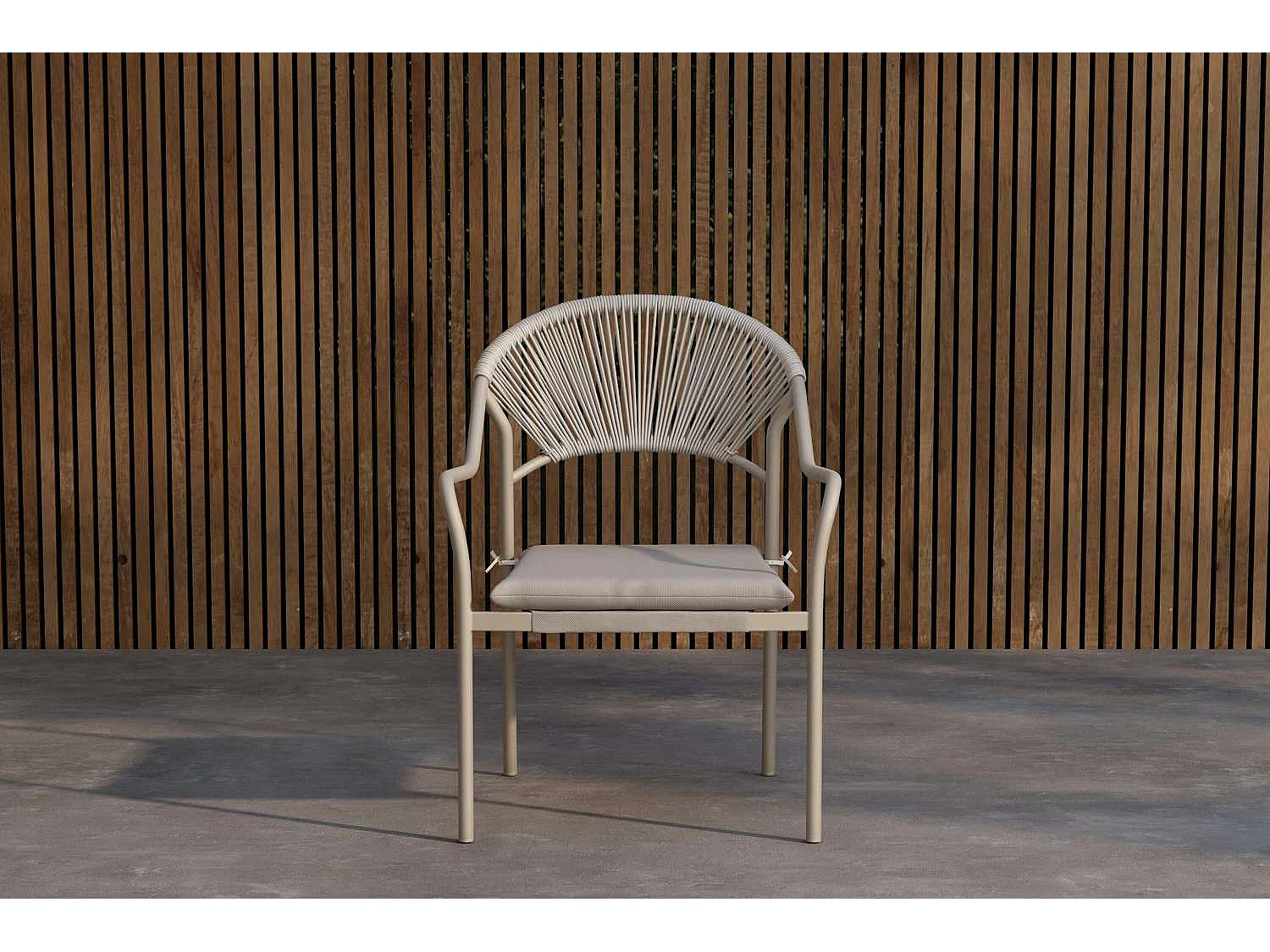 Paros Gartenstuhl beige.