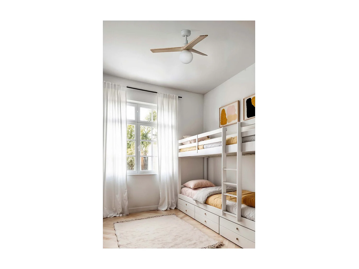 KLIM S Ventilateur avec éclairage, corps blanc, pales en chêne clair, Faro Barcelona