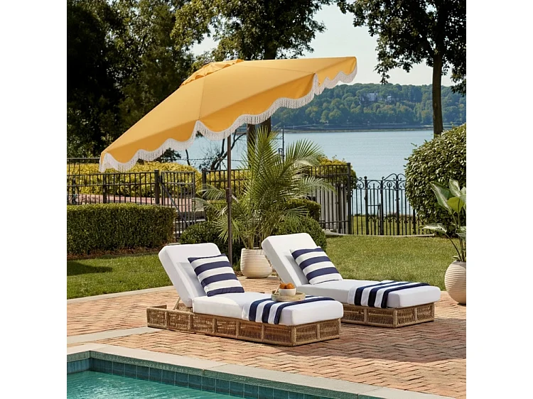 Parasol Jaune OPEN: 256 x 256 X 251 CLOSE: 15 x 15 x 251 - Henry