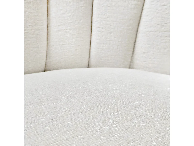 Chaise tissu blanc écru chiné à dossier coquillage pieds métal - SIMON