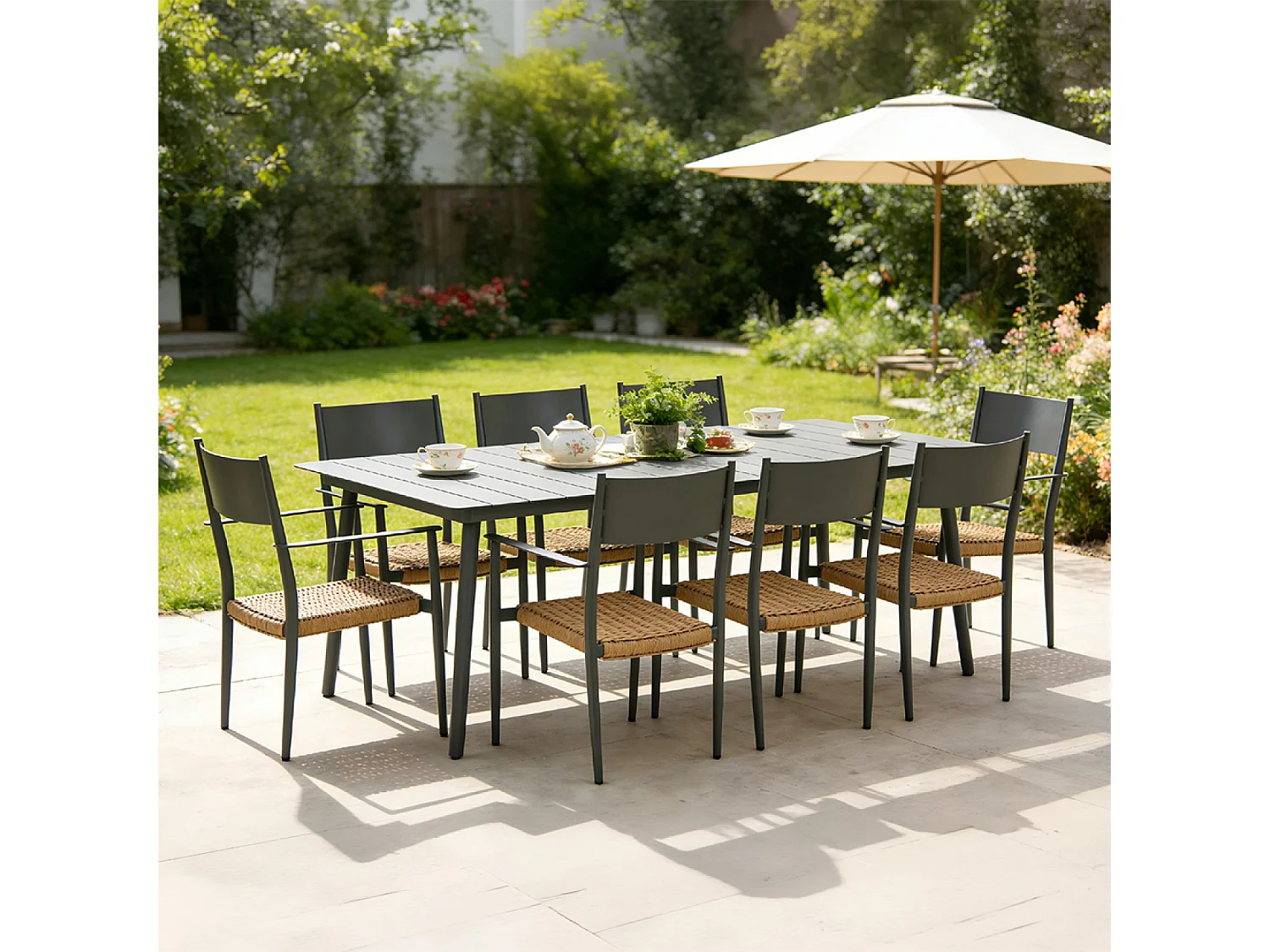 Ensemble table de jardin 200 cm et 8 fauteuils gris foncé effet rotin CANBERRA