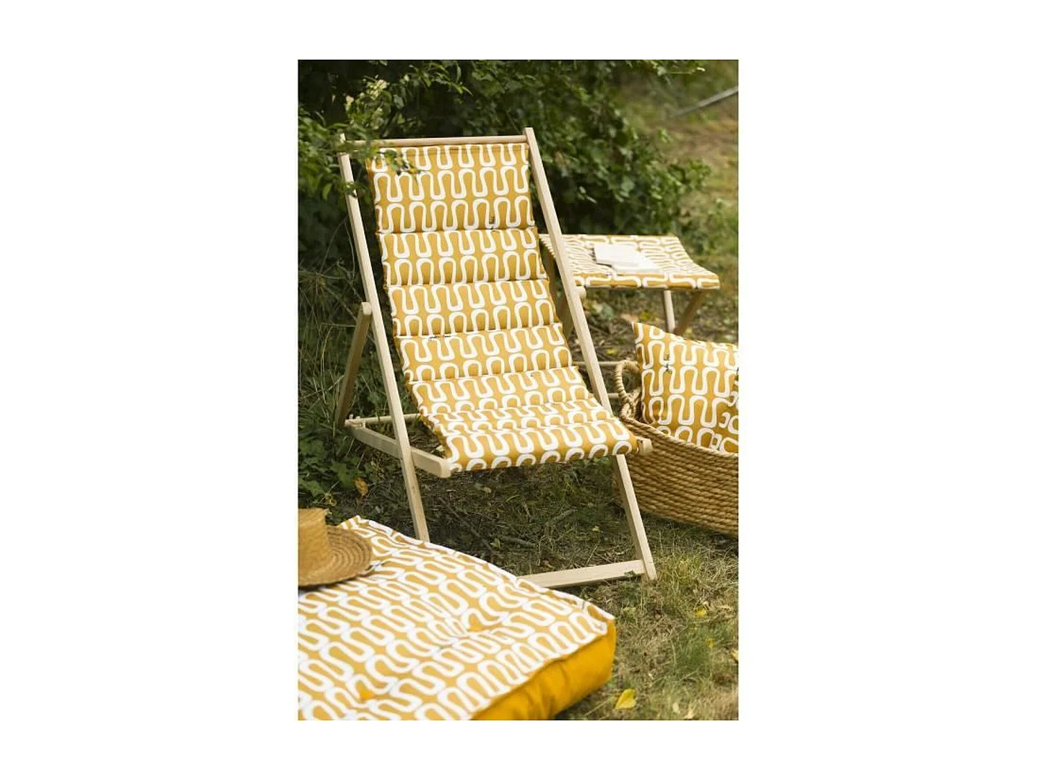 Chaise longue chilienne matelassée - ELECTRO - Cumin