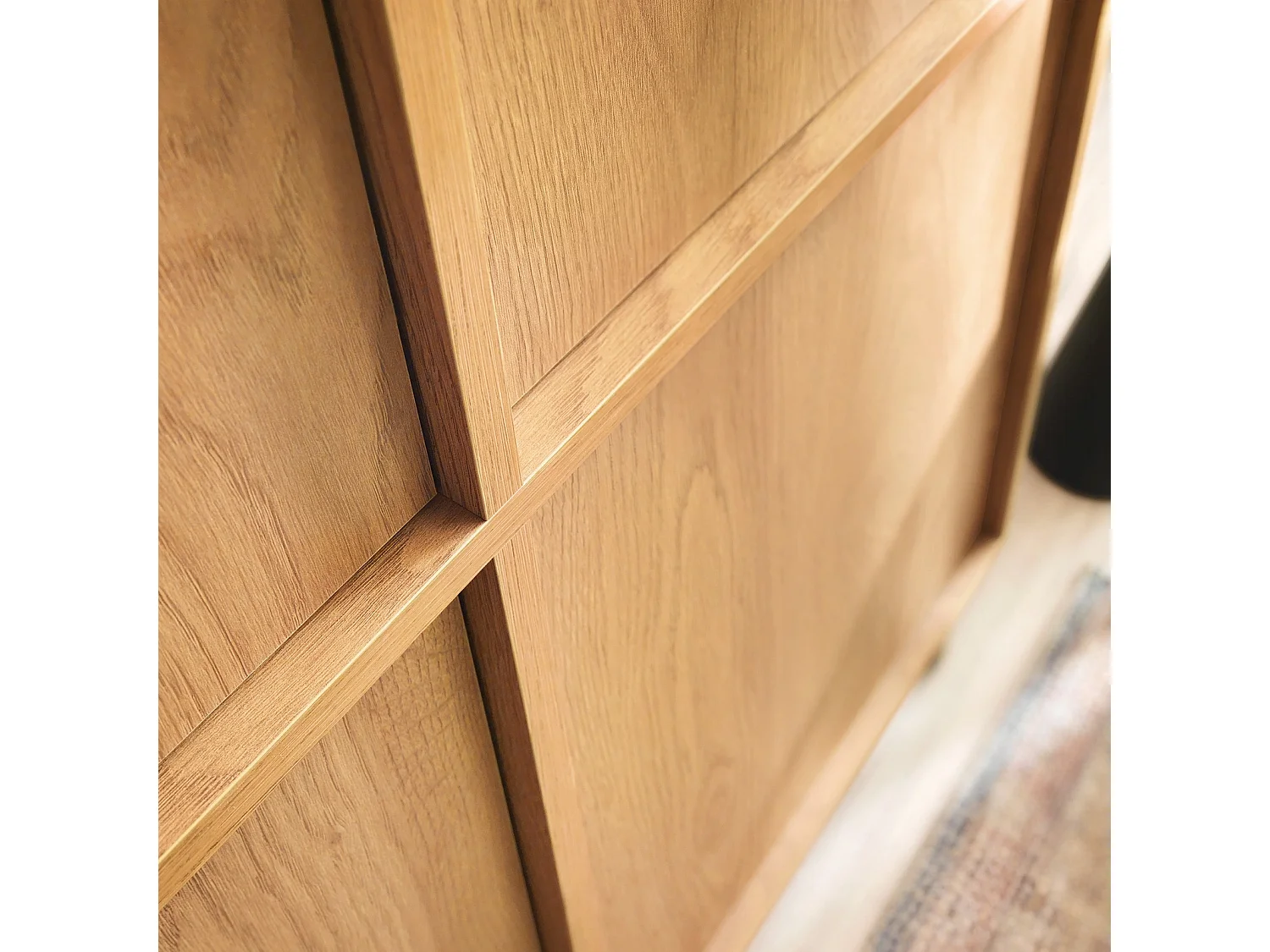 Hochkommode / Highboard SUNA 98 cm - Karamell Eiche und Push-to-Open-System