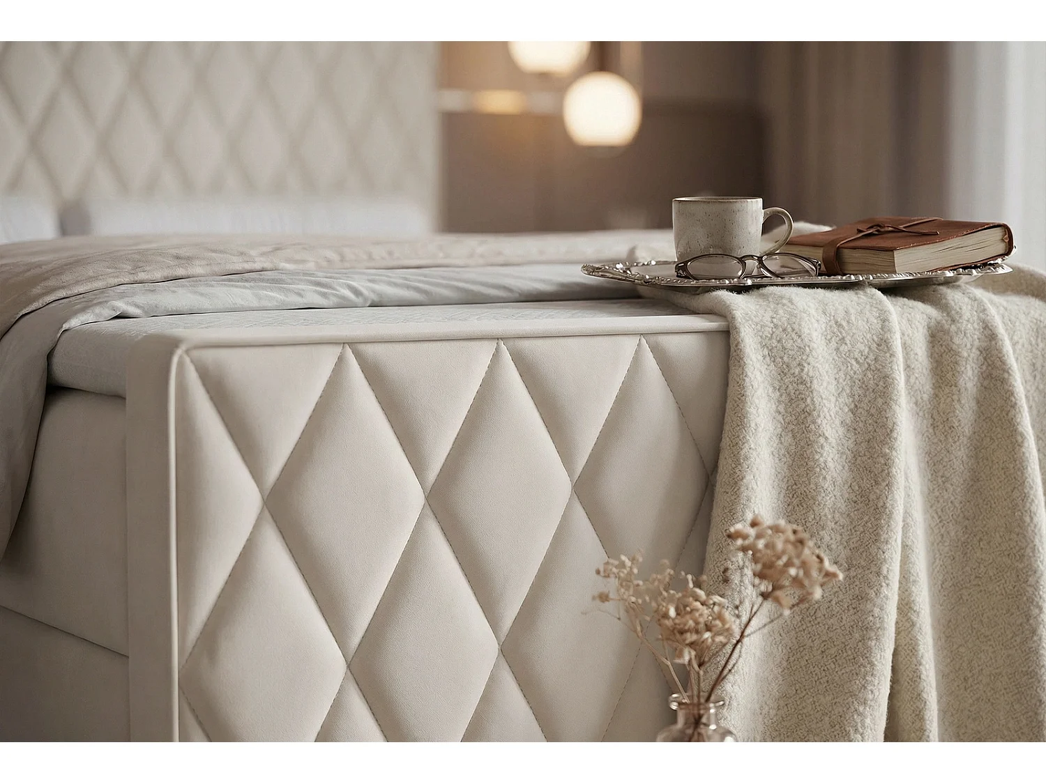 Lit Boxspring PONTI III 180x200 cm avec 2 Coffres, Matelas et Matelassage Losanges - Crème (Velours)