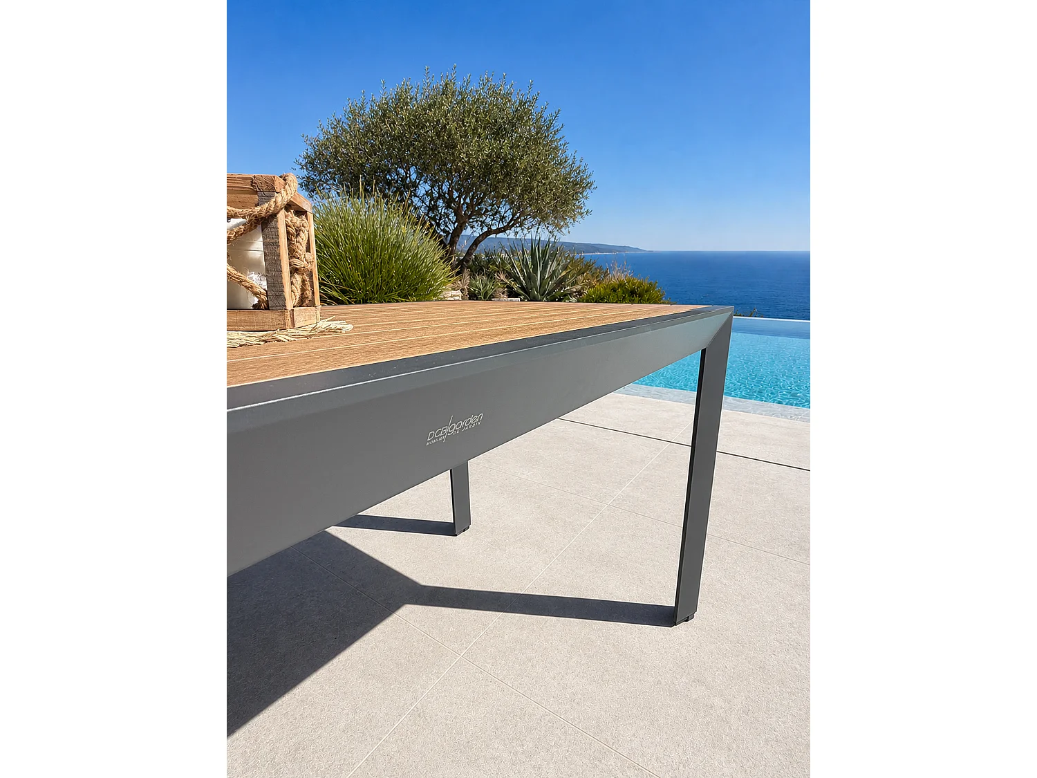 Table de jardin en alu plateau polywood aspect bois - Gris anthracite - TONGA