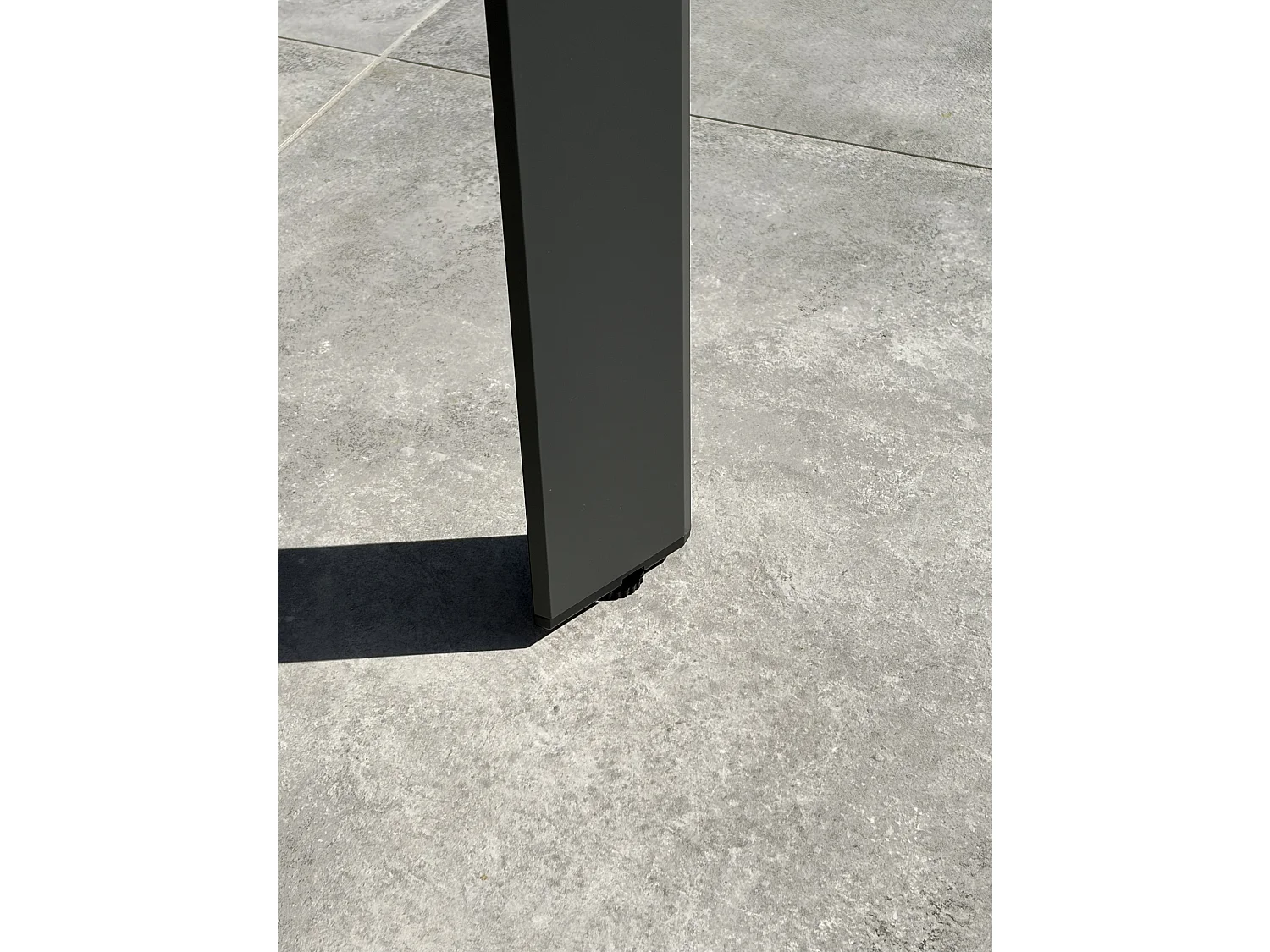 Table de jardin en alu plateau polywood aspect bois - Gris anthracite - TONGA