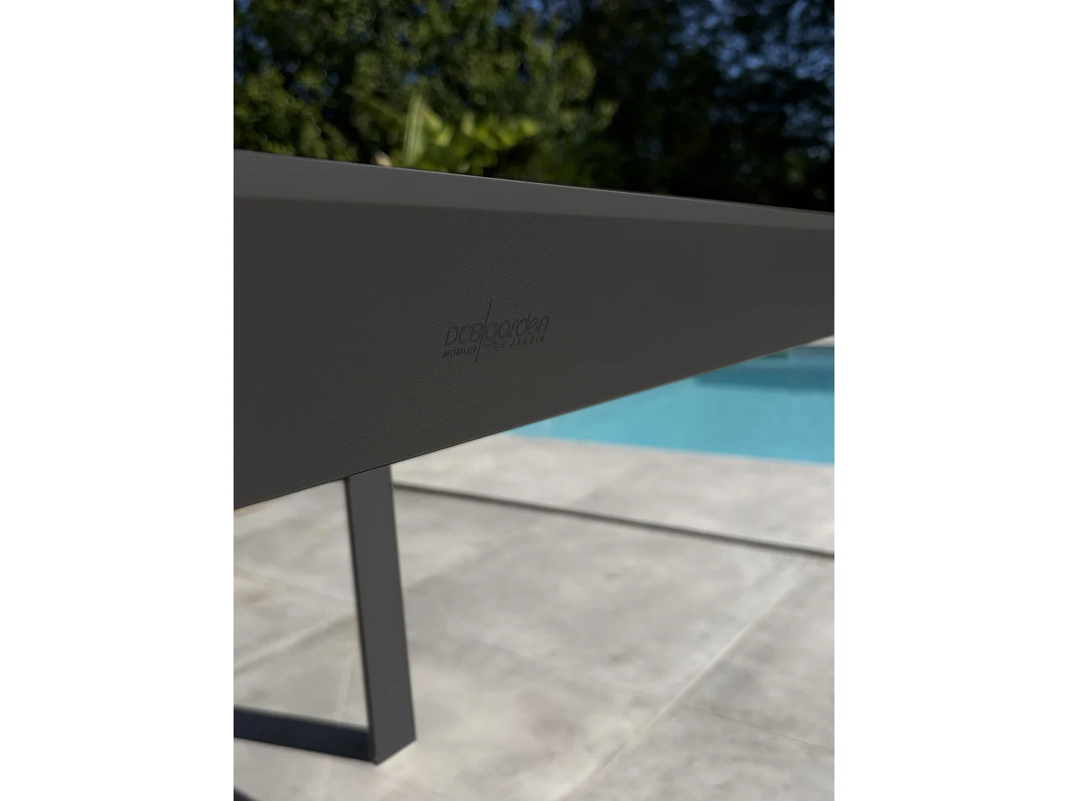 Table de jardin en alu plateau polywood aspect bois - Gris anthracite - TONGA