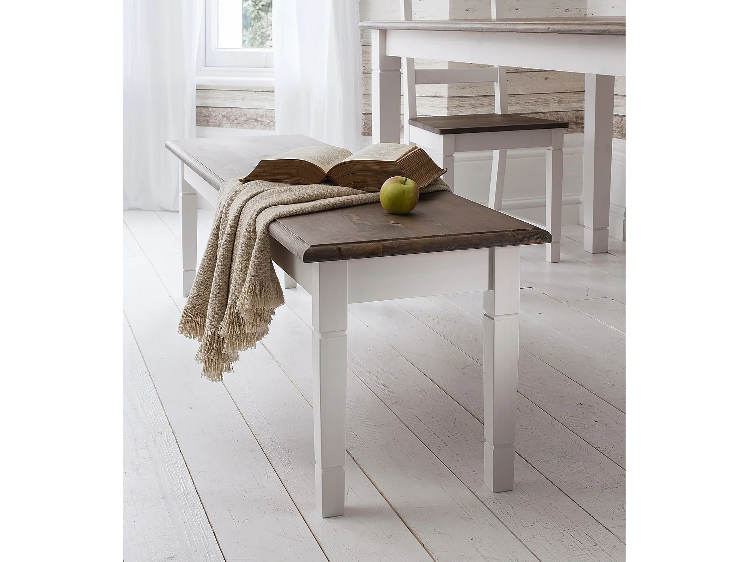Noa & Nani Canterbury Bench Medium in White & Dark Pine