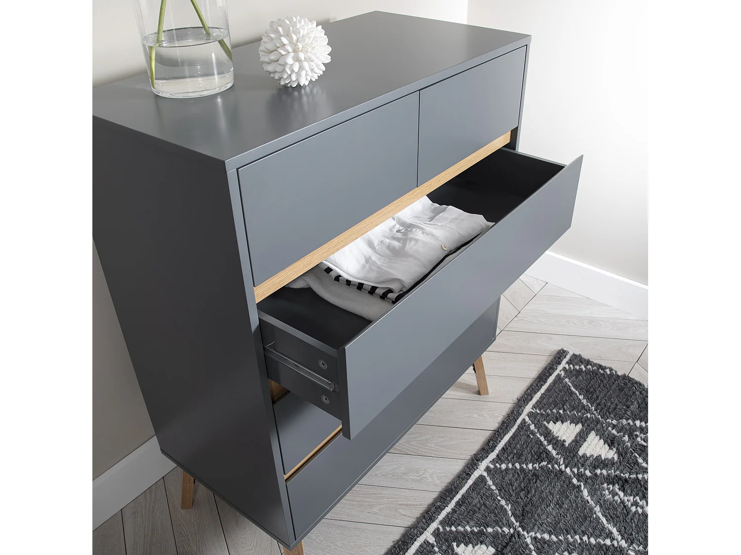 Noa & Nani Otto Chest of Drawers 3+2 Drawer in Silk Grey