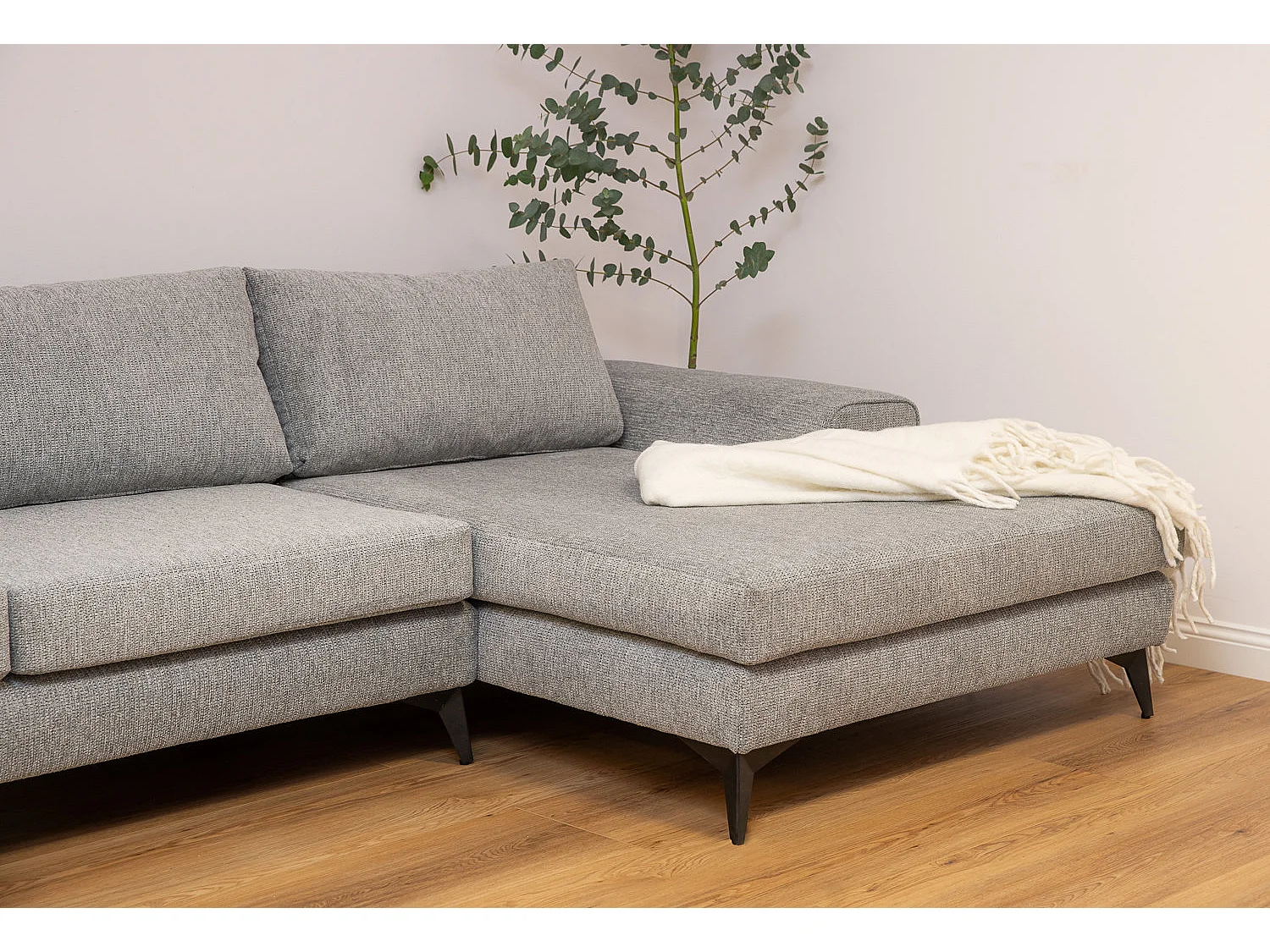 Venice Basket Weave Corner Sofa Right Facing in Light Grey