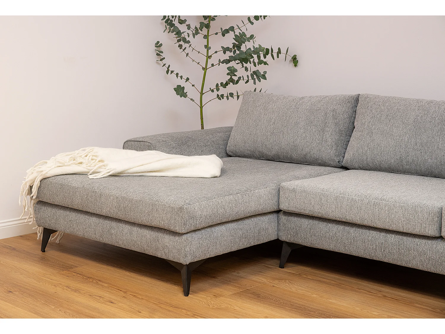 Venice Basket Weave Corner Sofa Left Facing in Light Grey