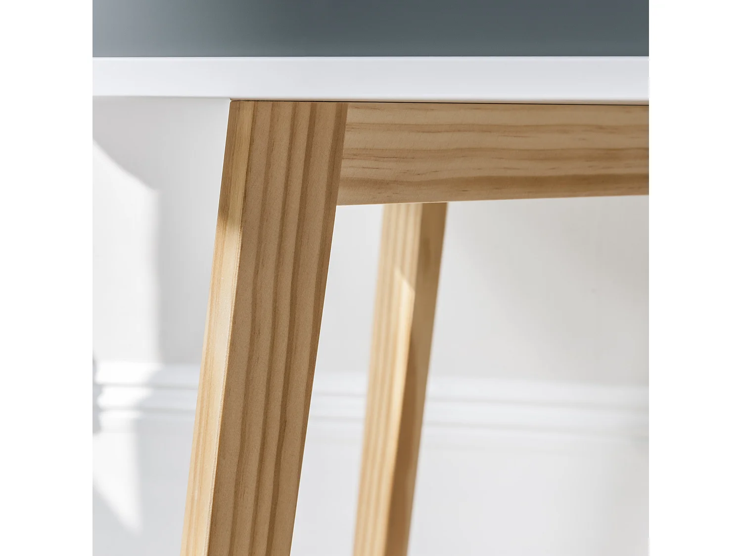 Noa & Nani Ludvig Office Desk Computer Table in White and Natural Pine