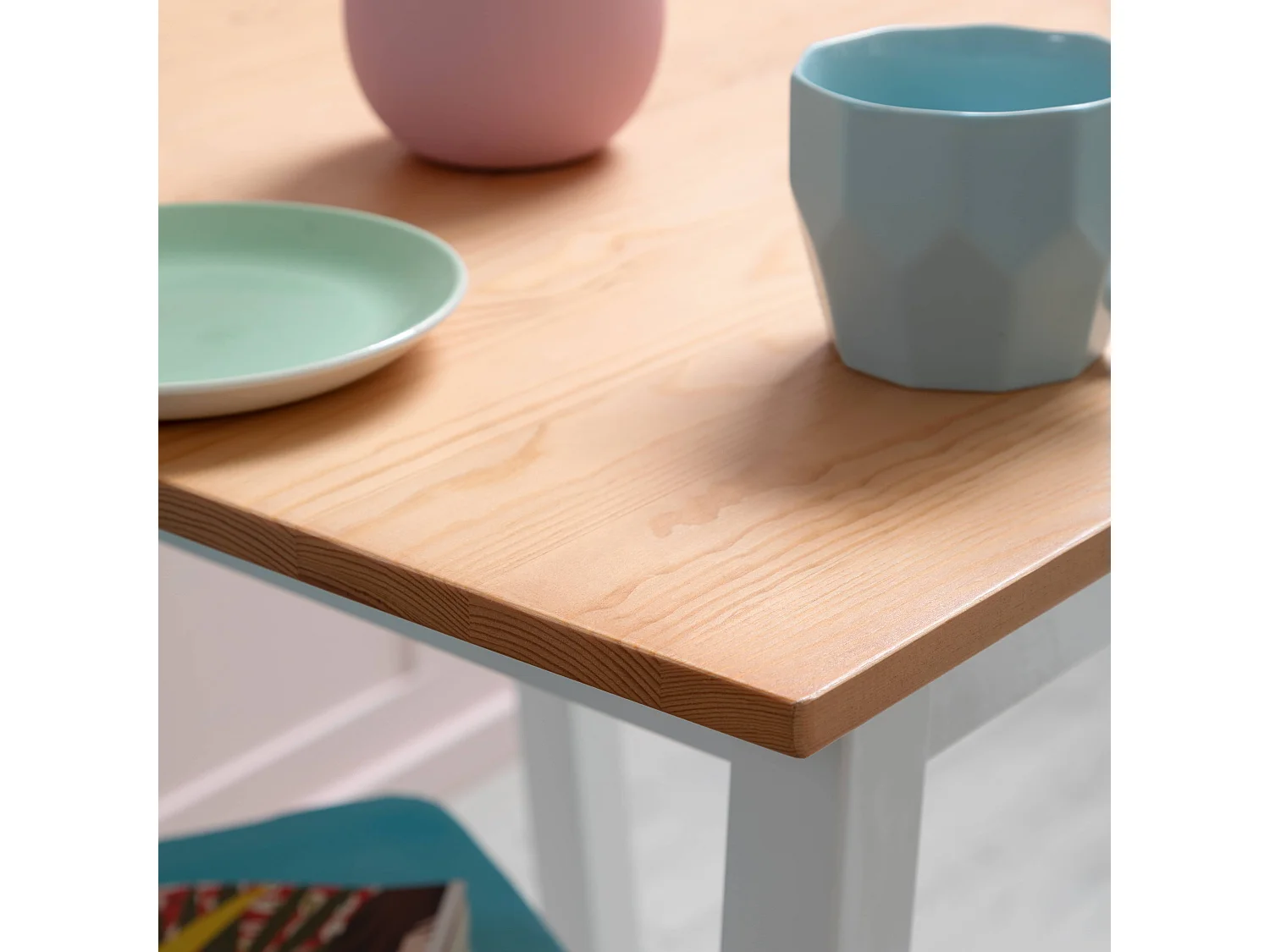 Noa & Nani Annika Liten Kitchen Dining Table in Natural Pine & White