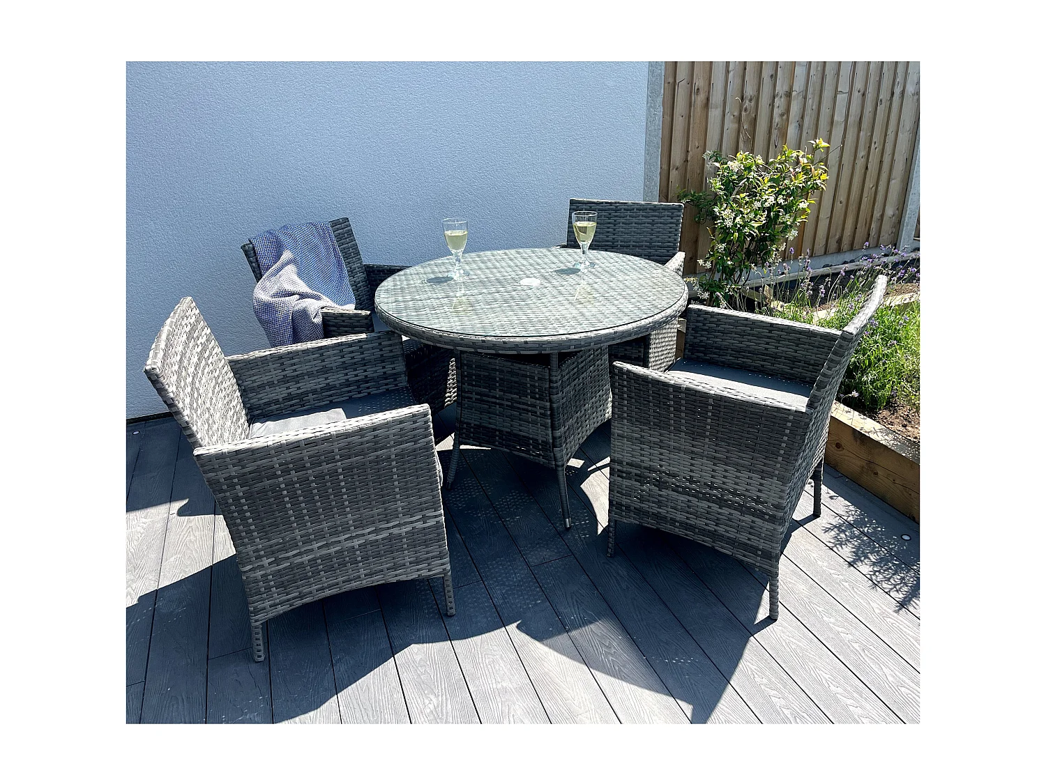 Amazon 5-Piece Rattan Wicker Relaxed Garden Dining Set