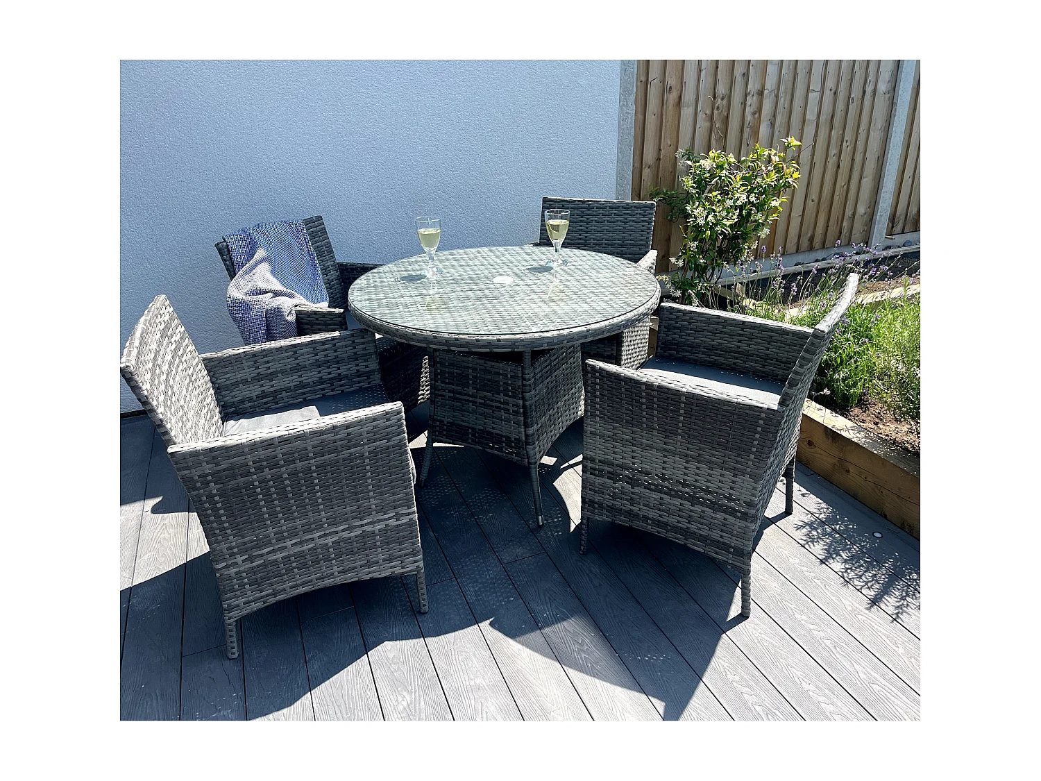 Amazon 5-Piece Rattan Wicker Relaxed Garden Dining Set