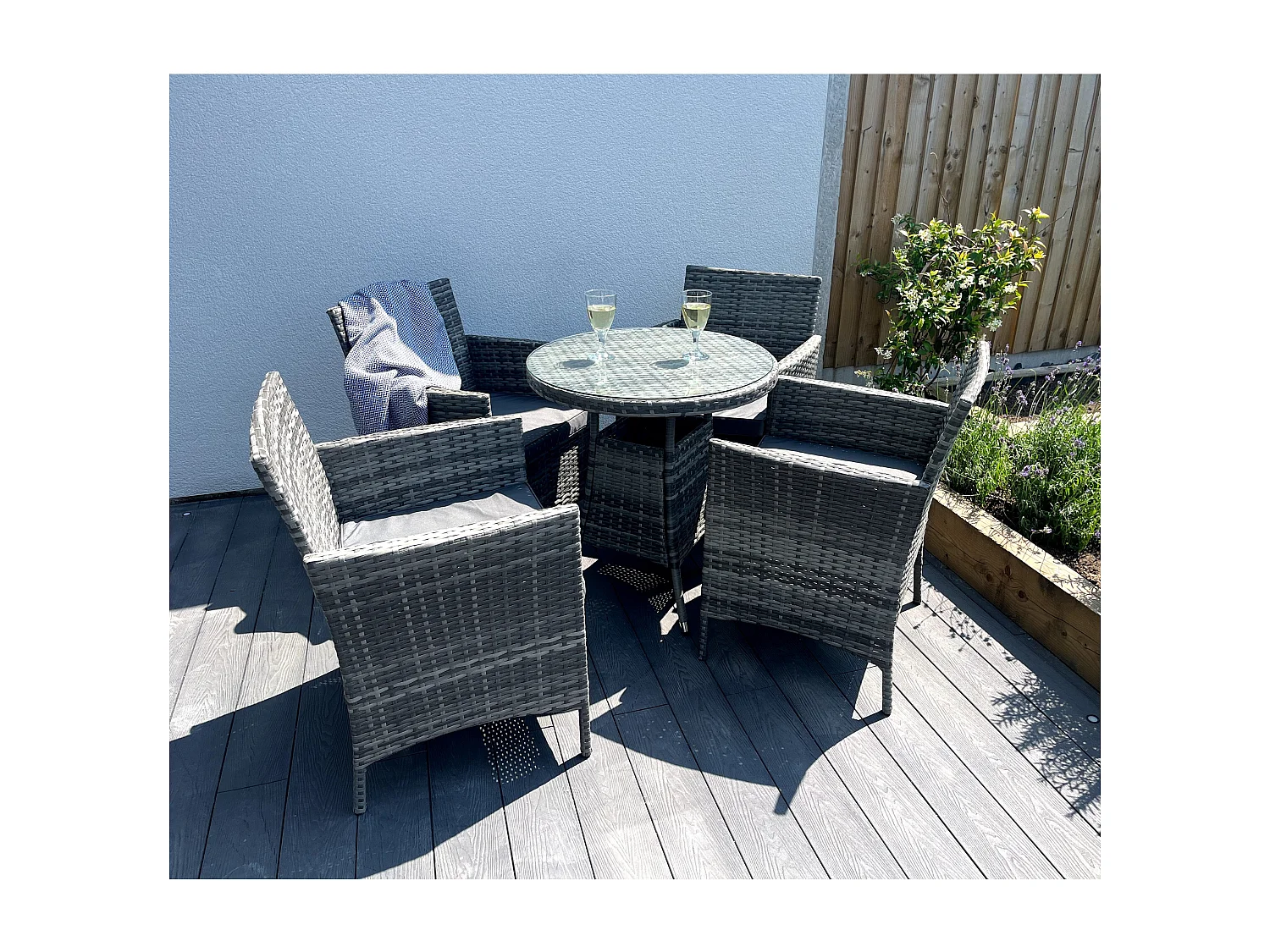 Amazon 5-Piece Rattan Wicker Relaxed Garden Dining Set