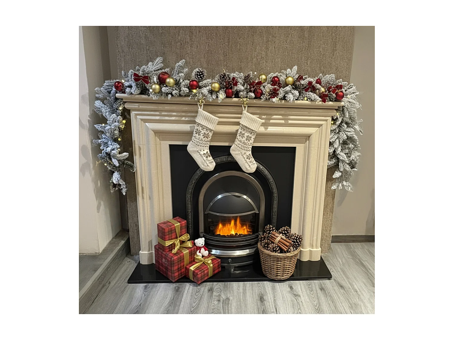 270cm Premium Mixed branch prelit Snow filled Christmas Garland - with timer
