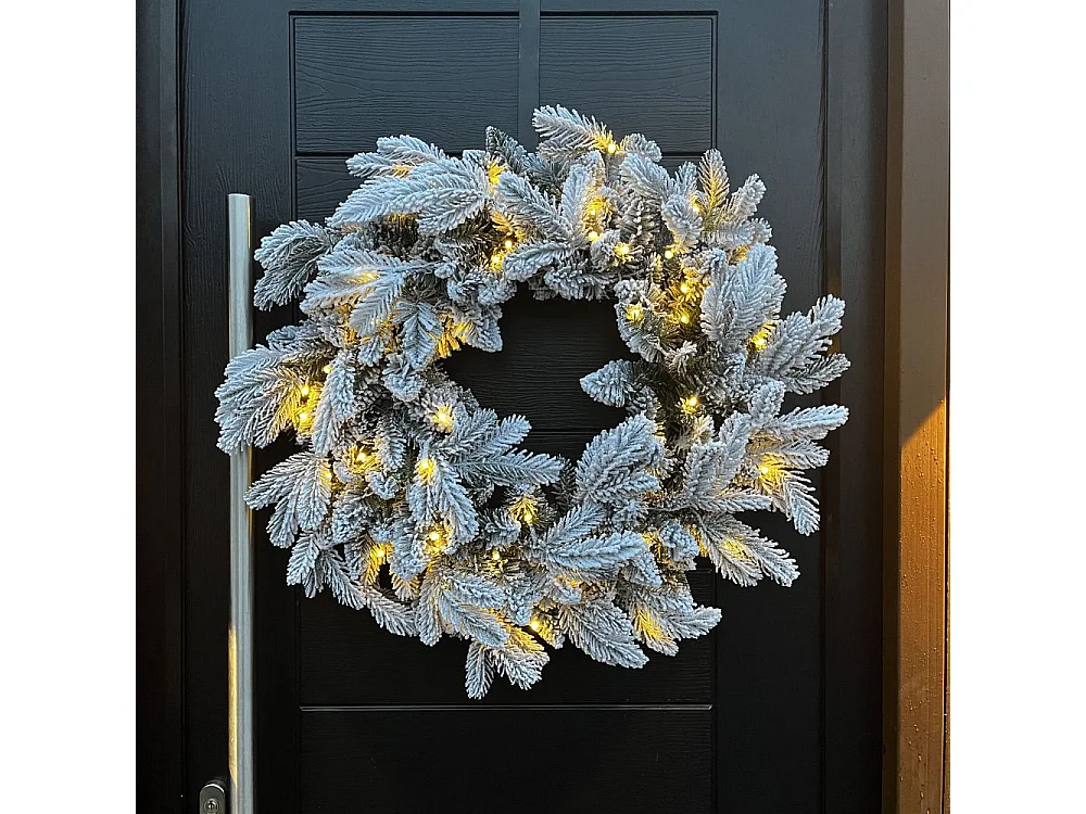 60cm Premium Mixed branch prelit Snow Flocked Christmas Wreath - with timer