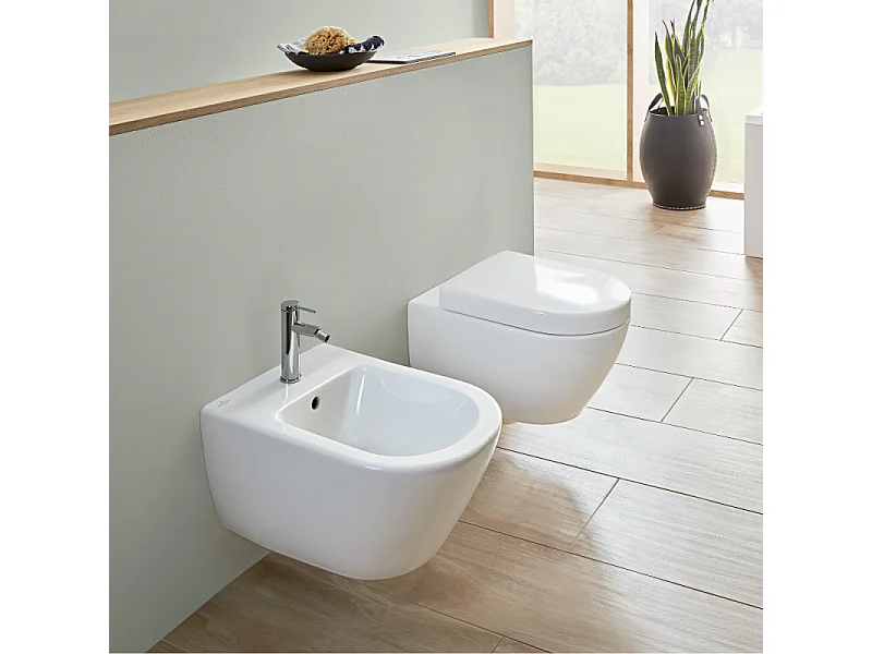 Pack bidet suspendu VILLEROY & BOCH Subway 2.0 + Bâti-support sol et mur Vi-connect