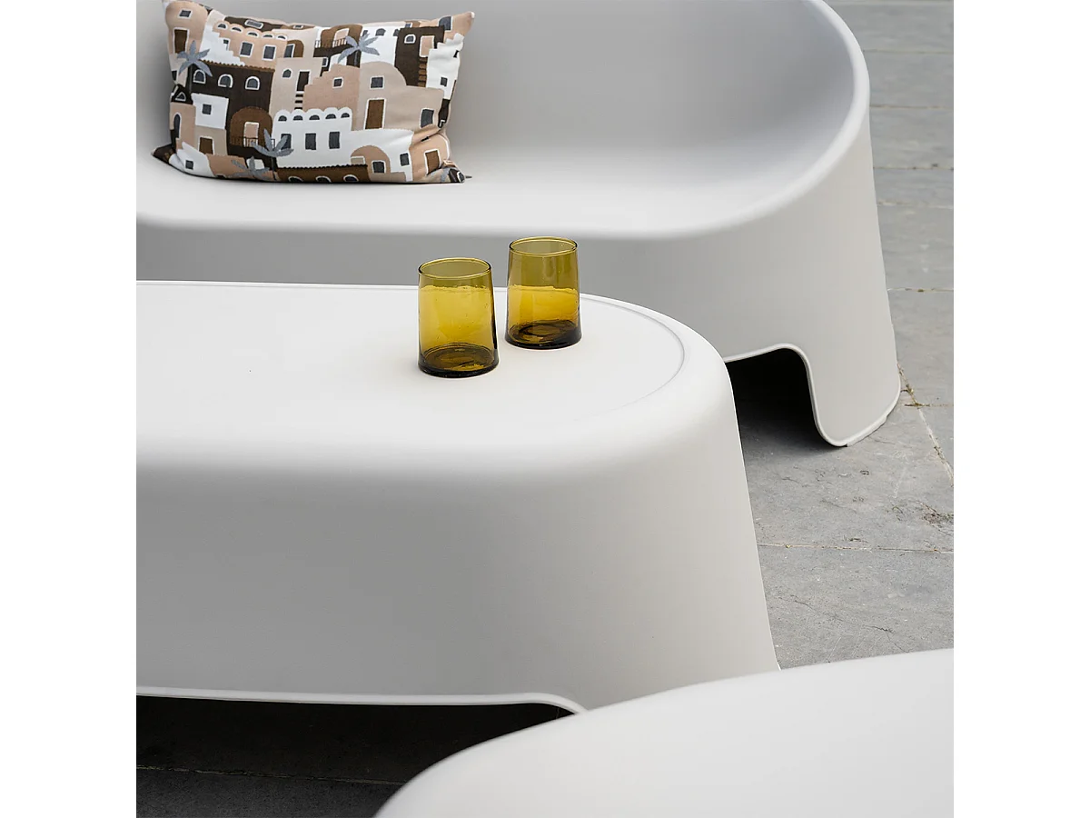 Table basse de jardin en résine beige BARBARA