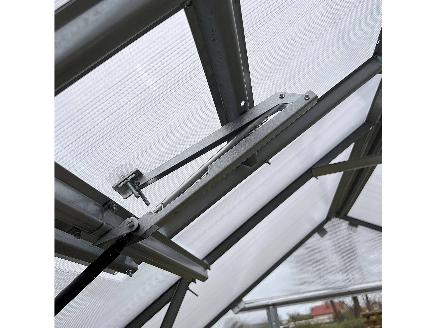 KLASIKA DROP Gewächshaus Dachfenster mit automatischem Öffner und Polycarbonat-Beschichtung