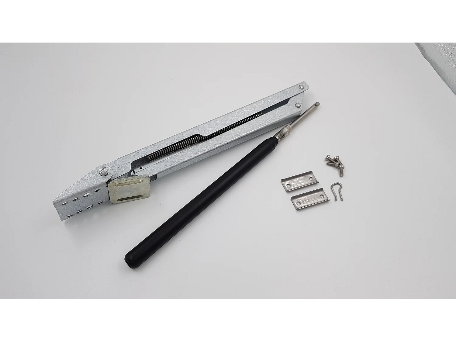 Automatischer Gewächshausfensteröffner Thermovent - Keine Elektrizität erforderlich, 45 cm Öffnung, 7 kg maximales Gewicht