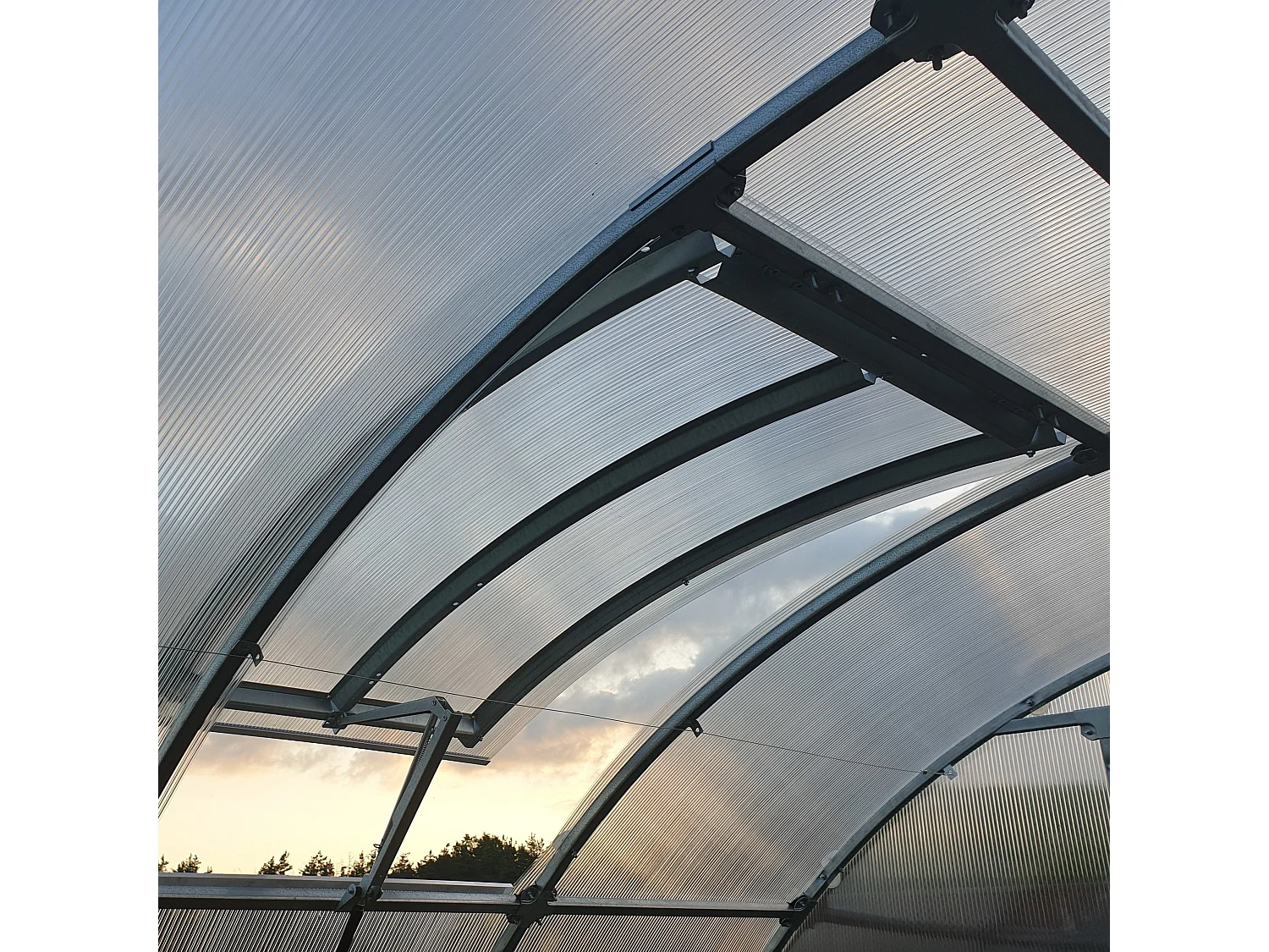Automatisches Dachfenster für Gewächshaus KLASIKA TUBE 100x60 cm Belüftungssystem mit Polycarbonat-Beschichtung