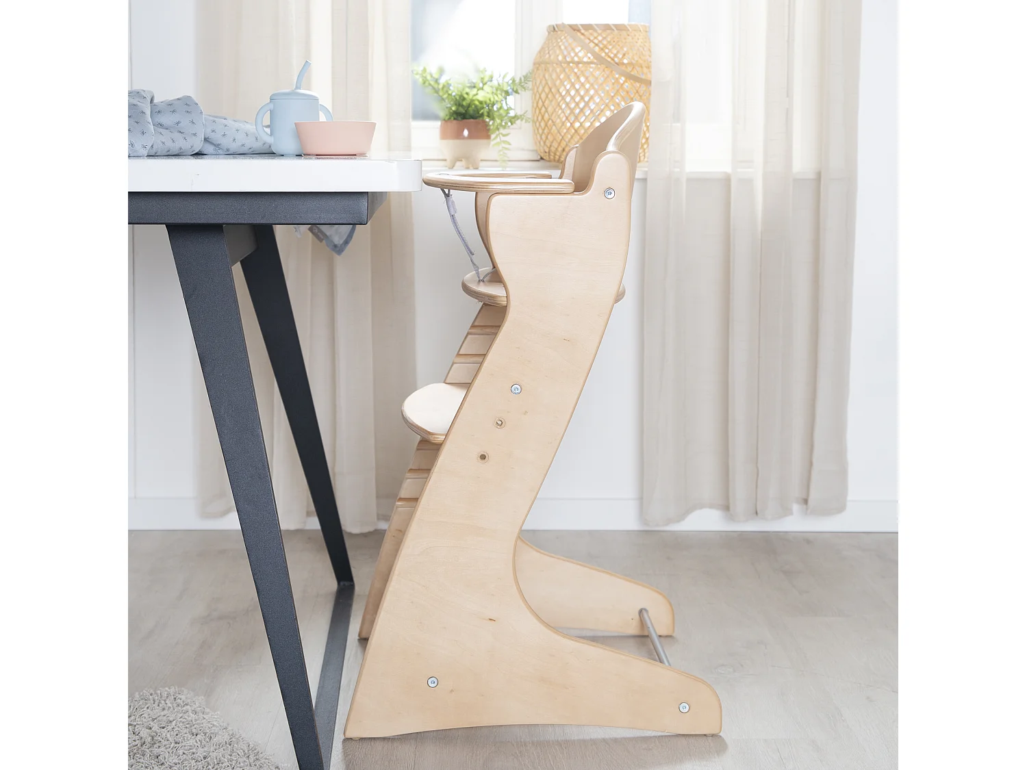 Treppenhochstuhl Braun für Babys und Kinder