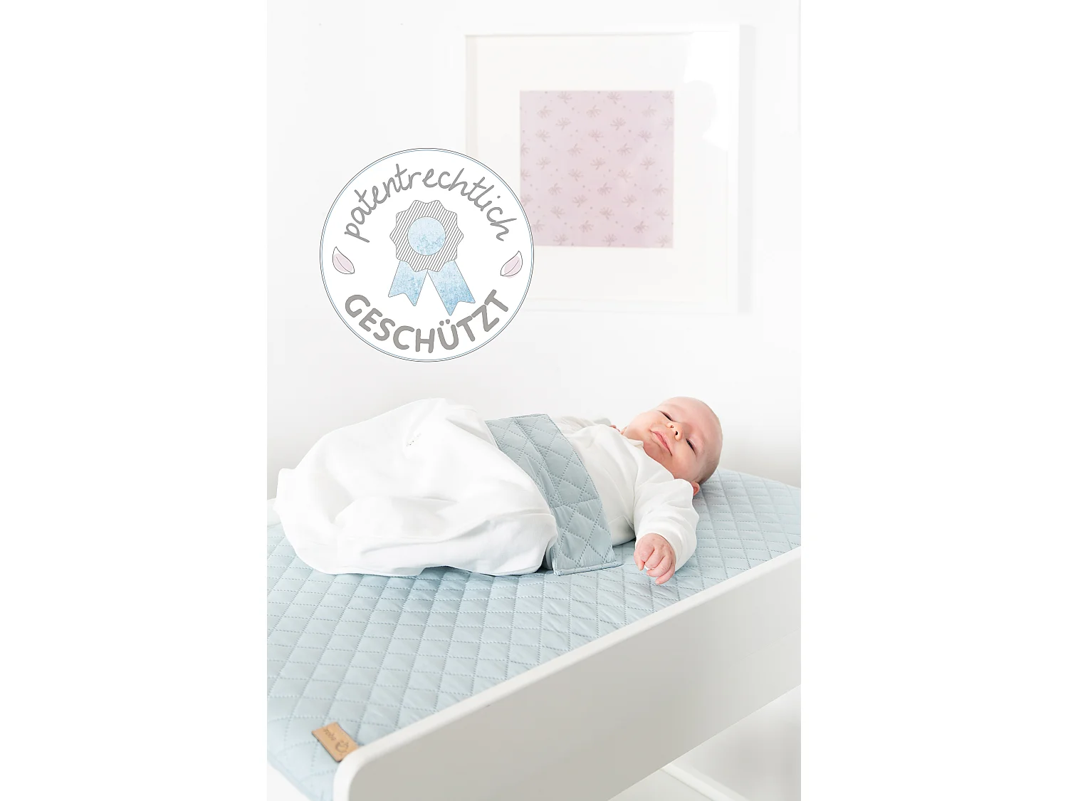 roba Style Matelas à langer de sécurité avec des fonctionnalités de sécurité innovantes