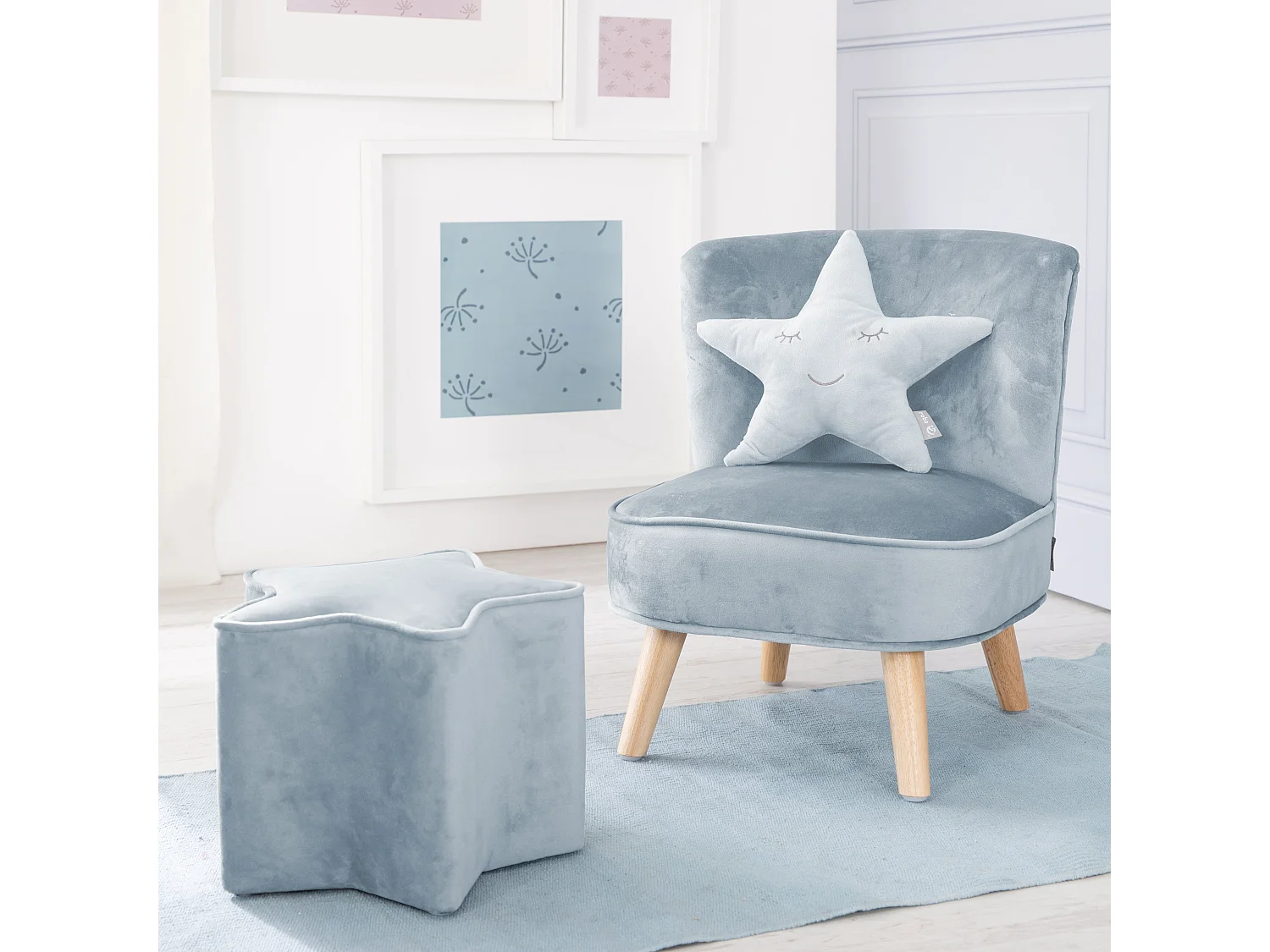 Ensemble Roba Lil Sofa - Chaise Enfant, Tabouret & Ensemble Coussin - Look Rétro, Tissu Velours, Bleu Ciel