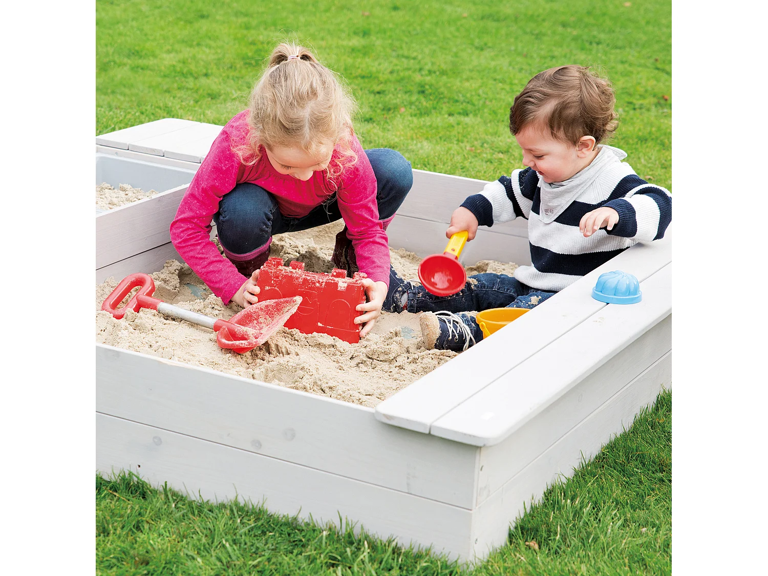 Sandkasten Outdoor + mit Spielwannen