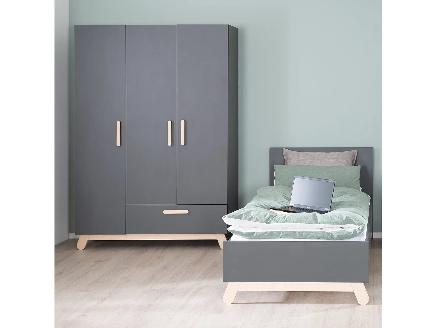 Lit pour Adolescents Roba 'Jara' Gris Anthracite 90x200 cm avec Pieds en Véritable Bois de Hêtre