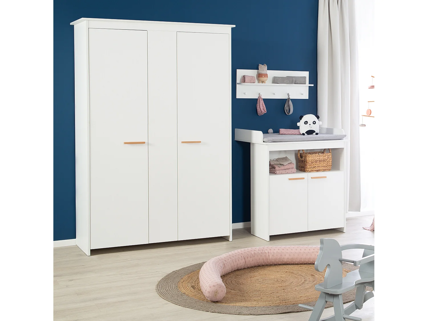 Armario Infantil Blanco Moderno de 2 Puertas Anton con Puertas de Cierre Suave y 5 Estantes