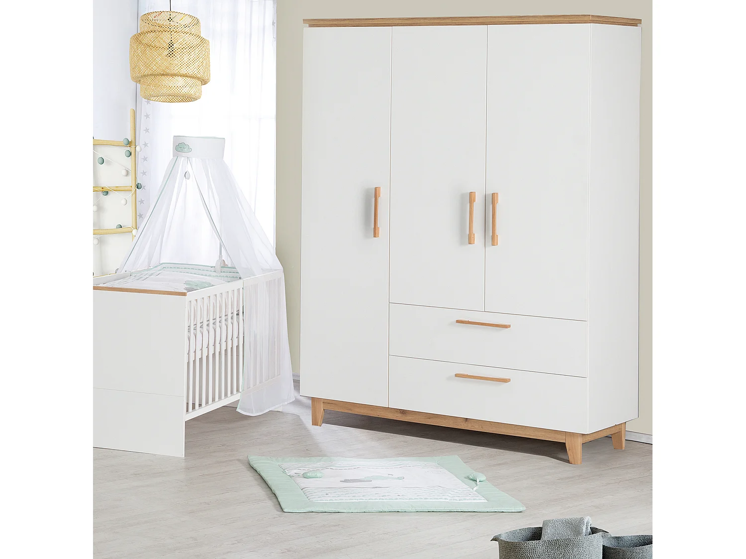 Armoire Enfant à 3 Portes Roba Finn avec Technologie de Fermeture Douce