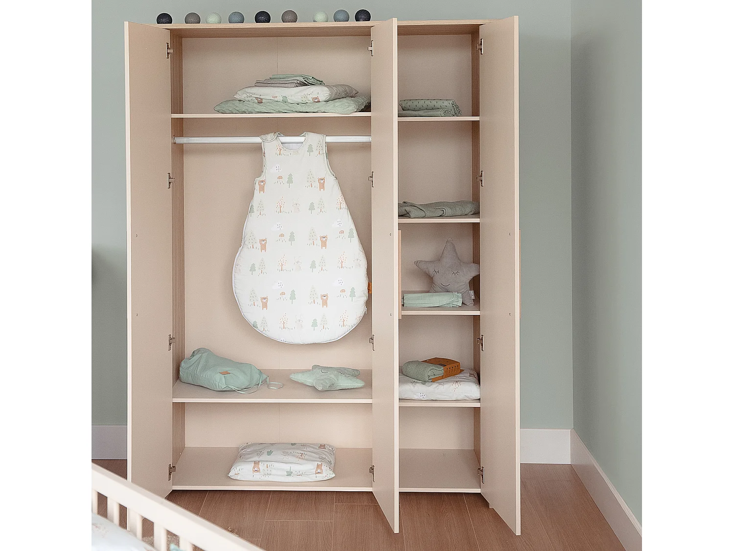 Kleiderschrank Momo Beige