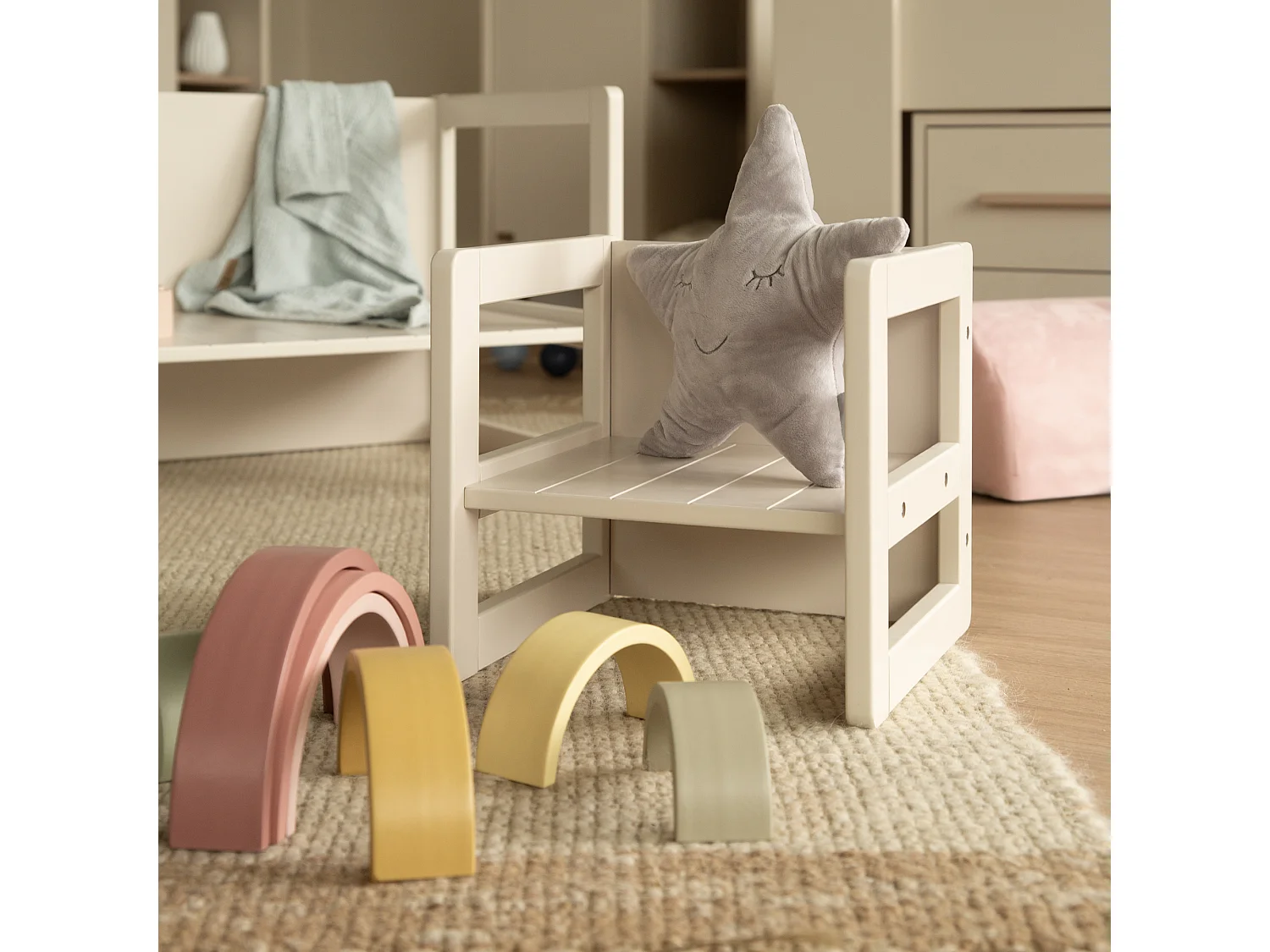 Tabouret évolutif enfant ROBA 3 hauteurs - Laqué Beige Cachemire