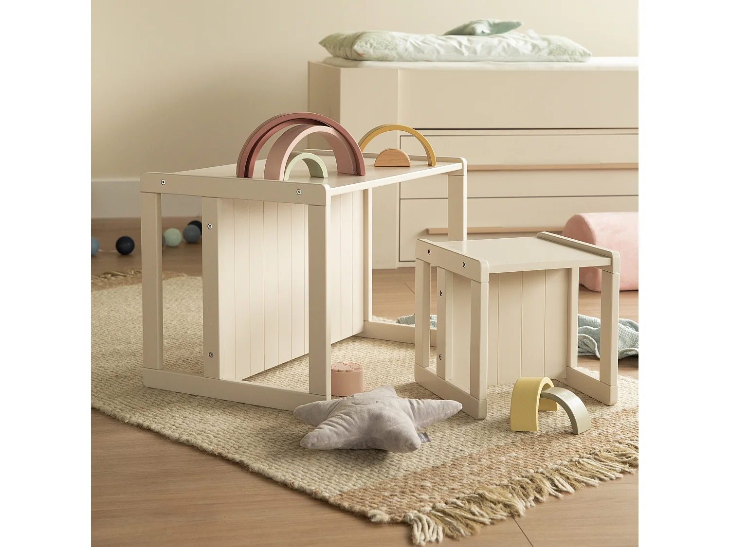 Tabouret évolutif enfant ROBA 3 hauteurs - Laqué Beige Cachemire
