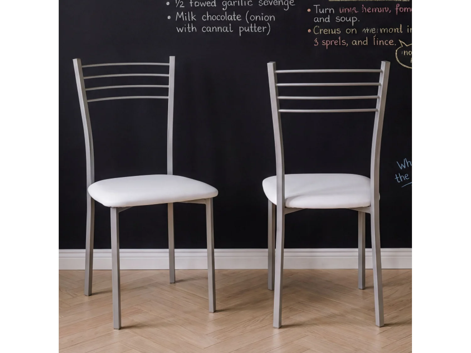 Pack 4 sillas blancas con patas metálicas color plata – diseño moderno y cómodo para comedor o cocina