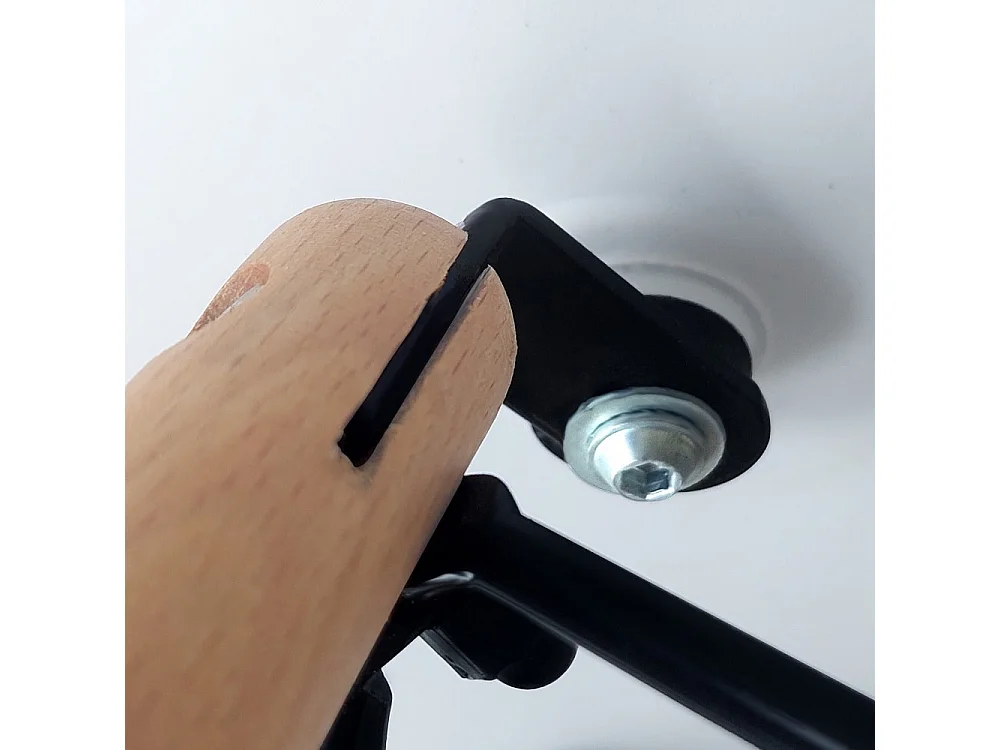 Pack 4 sillas blancas con patas de madera de haya y estructura metálica negra – diseño nórdico, moderno y resistente para comedor o cocina