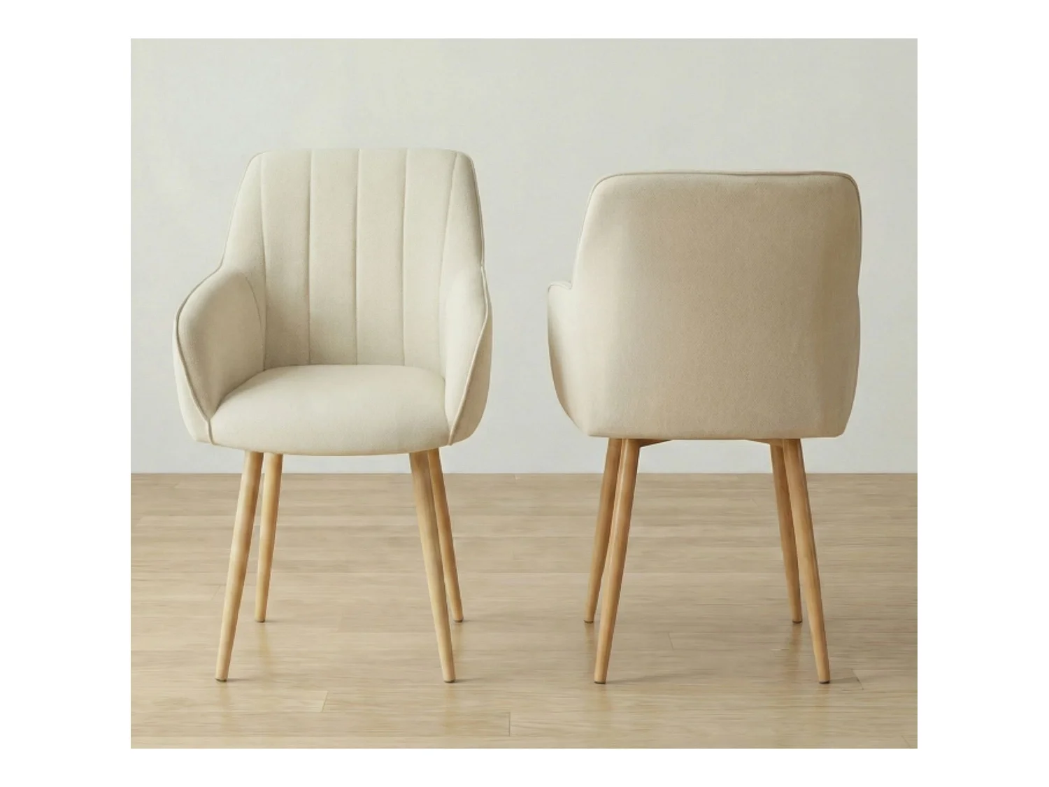 Pack de 2 Sillas de Comedor Tapizadas en Color Marfil – Patas Metálicas Efecto Roble Aserrado – Diseño Moderno y Elegante