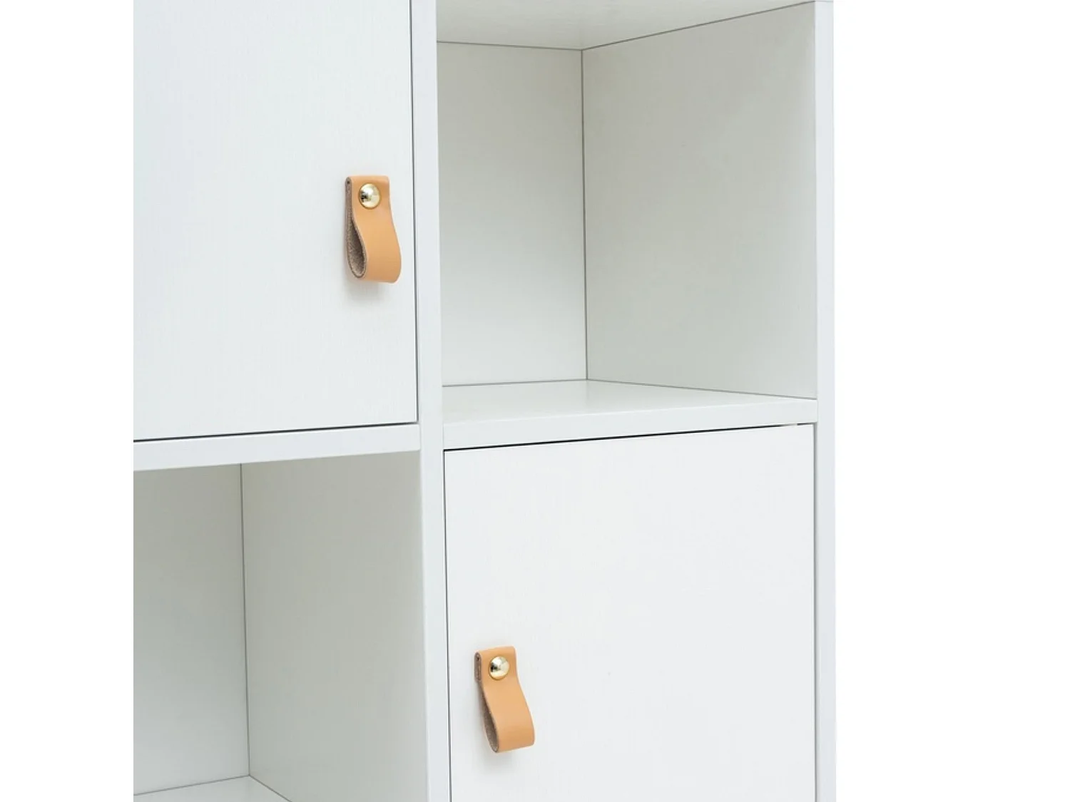 Estantería Blanca con Puertas y Tiradores en Símil Cuero – 60x29x119 cm – Mueble Auxiliar Moderno con Patas de Madera de Pino