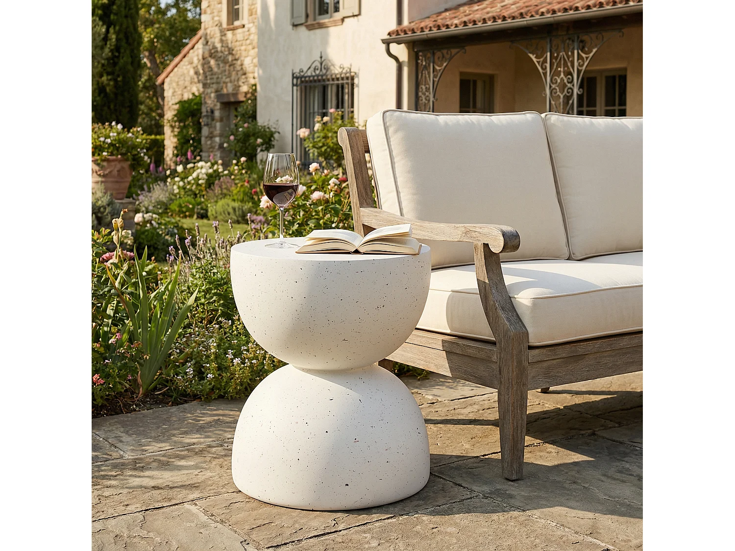 Table d'appoint de jardin en MgO rond - Finition terrazzo blanc