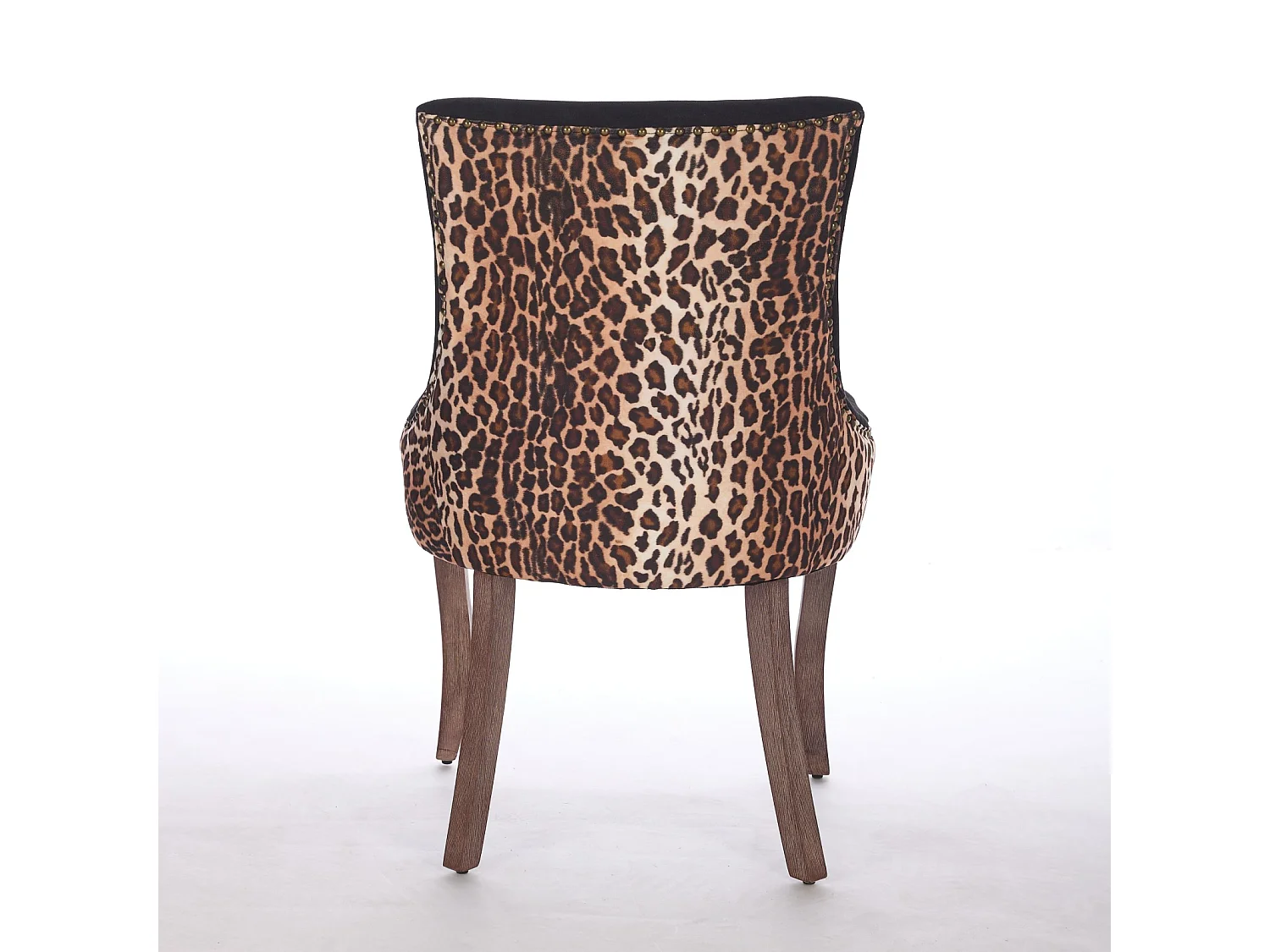 Set med 2 stolar i tjockt svart chenilletyg med leopardmönster - Träben