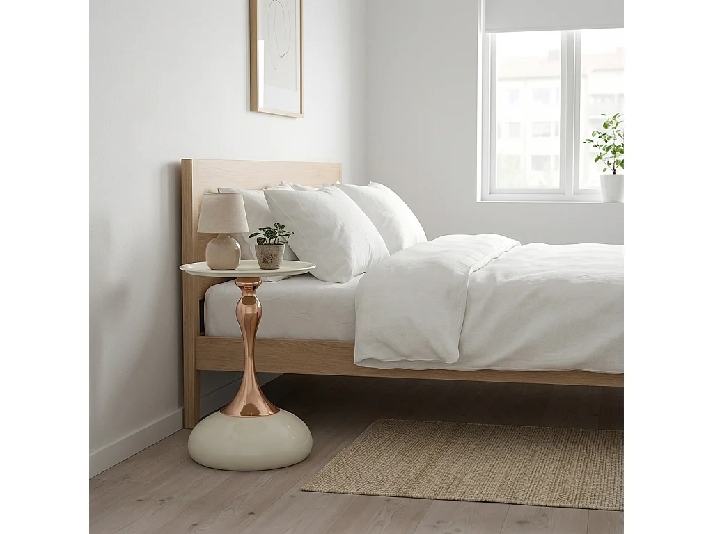 Tables d'appoint ronde blanche de 38 cm avec piètement en métal